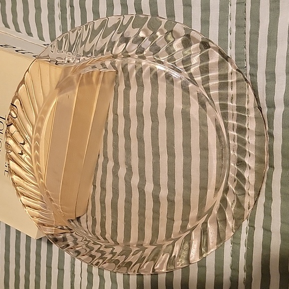 Vintage Blush Pink Small Serving Dish - Picture 2 of 2